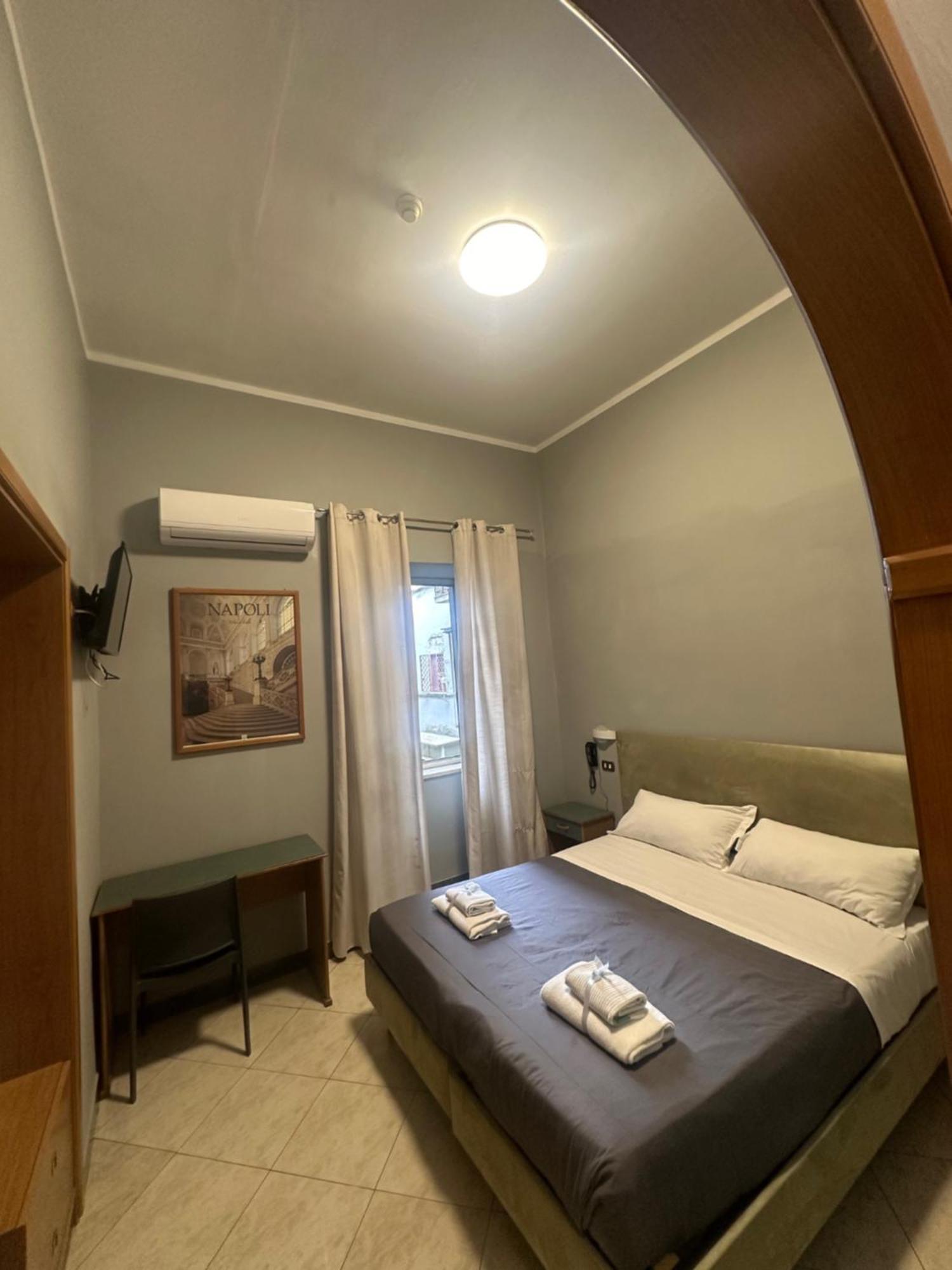 נאפולי Smart Station Hotel מראה חיצוני תמונה